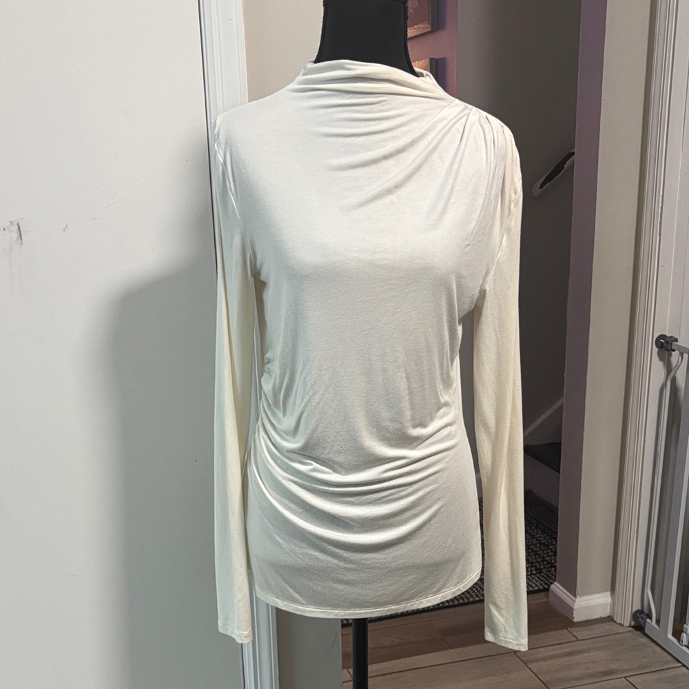 Ann Taylor Cream Long Sleeve Blouse XS